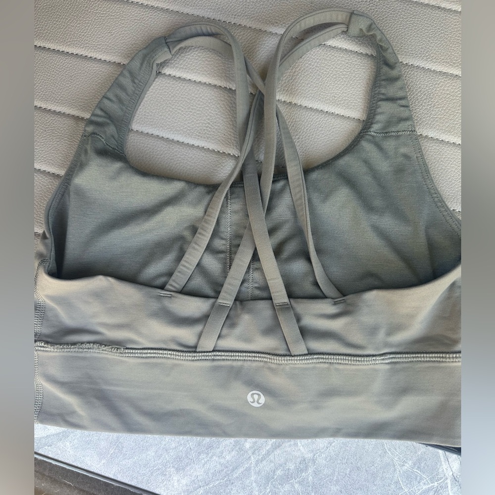 Lululemon sport bra